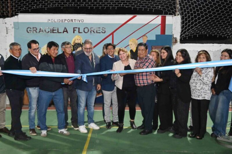 “Chuli” Jorge participó de la inauguración del polideportivo en homenaje a Graciela Flores en el Club Luján
